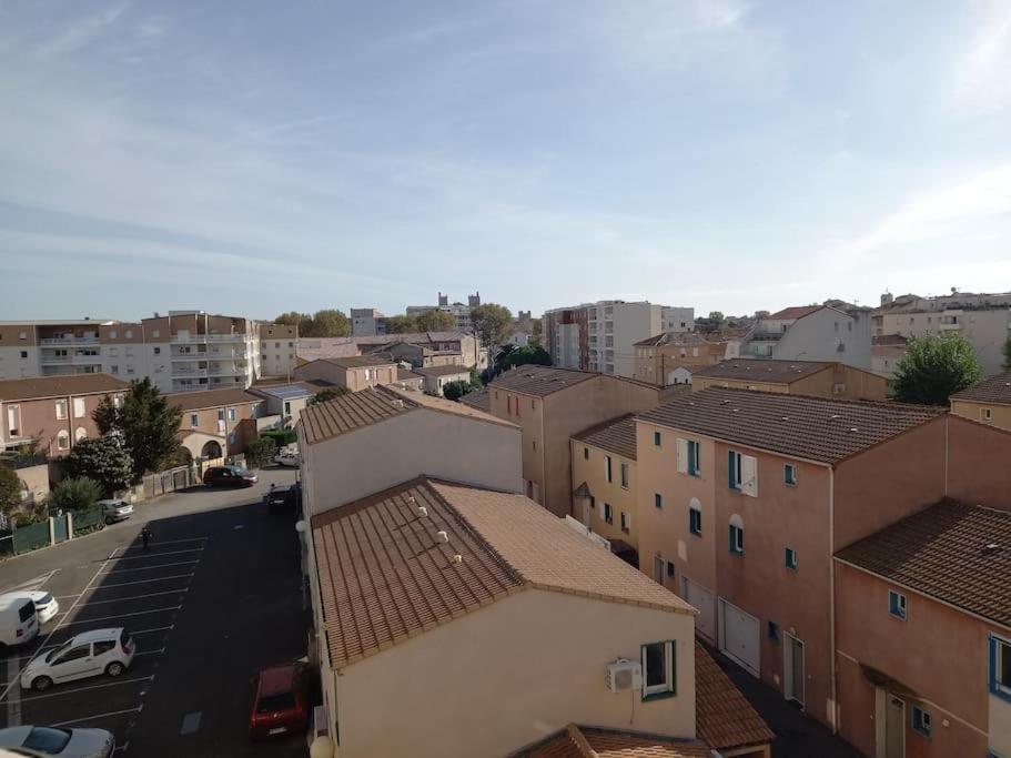 Appart 2/4 Pers Proche Centre Avec Balcon, Parking Narbona Esterno foto